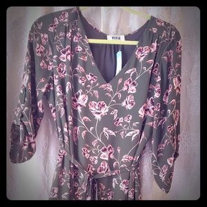 BNWT VERSE shift dress in medium